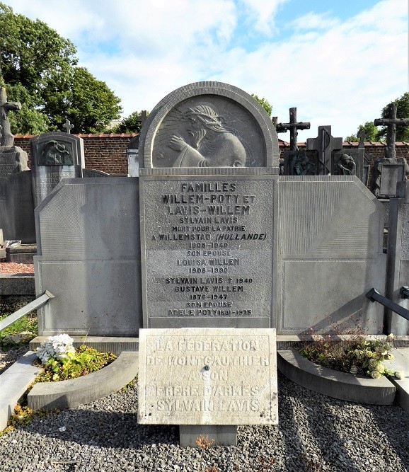 Belgian War Graves Mont-Gauthier #2