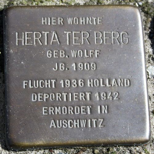 Stolpersteine Dwoberger Straße 104 #2