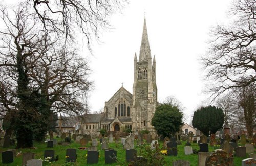 Commonwealth War Graves St. John the Baptist Churchyard #1