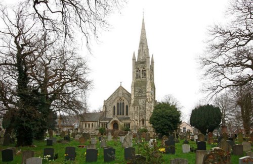 Commonwealth War Graves St. John the Baptist Churchyard