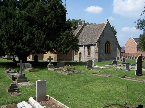 Oorlogsgraven van het Gemenebest St James Churchyard #1