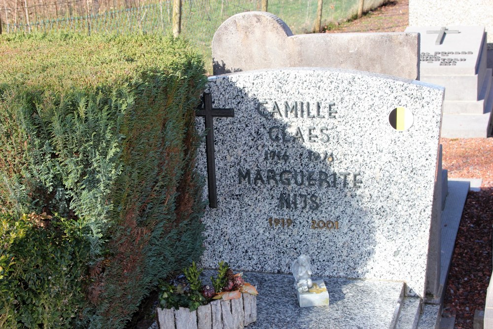 Belgische Graven Oudstrijders Groot-Gelmen Begraafplaats #1