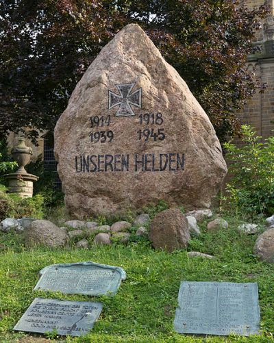 War Memorial Bad Nenndorf #1