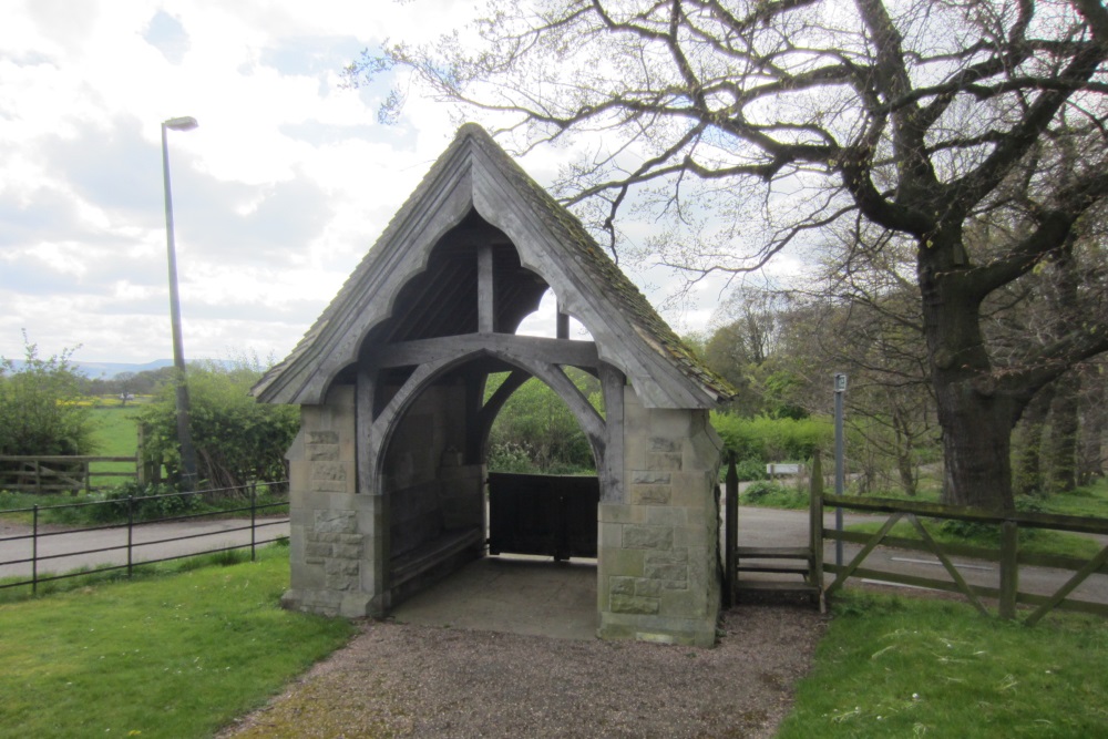 Lychgate van St. Mary the Virgin Nunthorpe #2