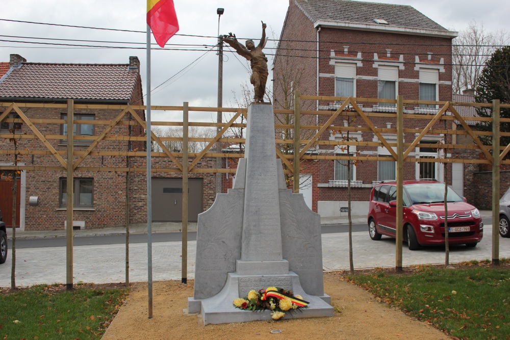 War Memorial Oleye #1