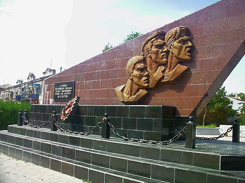 Landing Memorial Yevpatoria