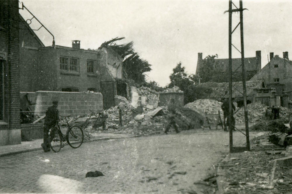 Herinneringsroute Tweede Wereldoorlog Bombardement 5 juli 1945 Raadhuisstraat Gilze #2