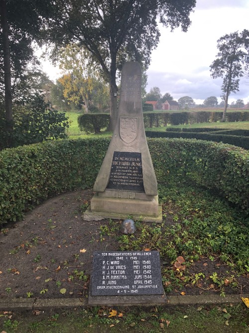 Gedenkzuil Richard Jung Algemene Begraafplaats Sintjohannesga #3
