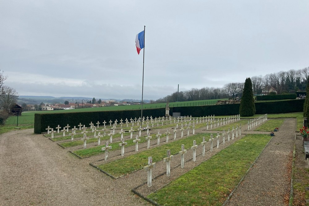 Franse Oorlogsgraven Langres #1