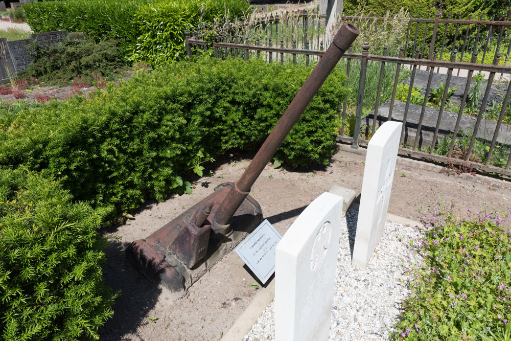 Oorlogsgraven van het Gemenebest Algemene Begraafplaats Diepenheim #5