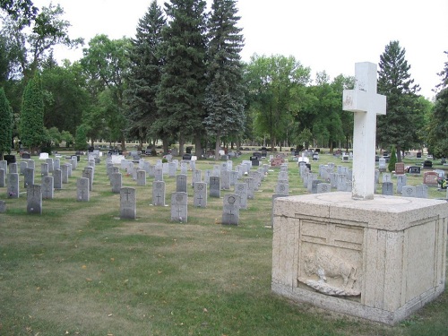 Commonwealth War Graves Hillside Cemetery