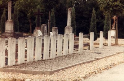 Commonwealth War Graves Beaumont-le-Roger #1