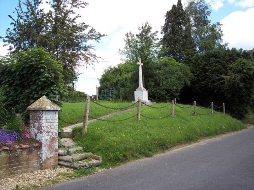 Oorlogsmonument Tarrant Keyneston #1