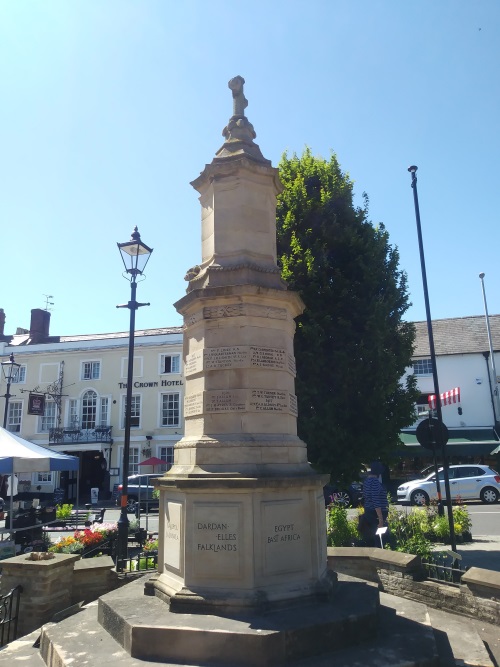 Oorlogsmonument Brackley #1