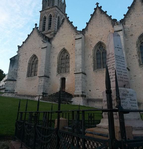 Oorlogsmonument Saint-Victor-de-Buthon