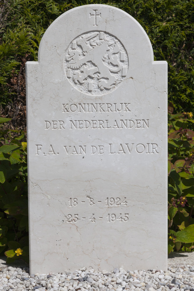 Dutch War Graves Graauw #3
