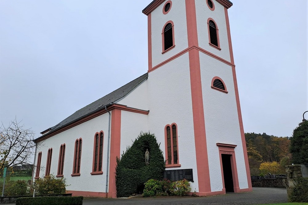 Oorlogsmonument Ferschweiler #5