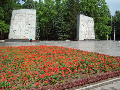 Erebegraafplaats & Monument Kharkiv #3