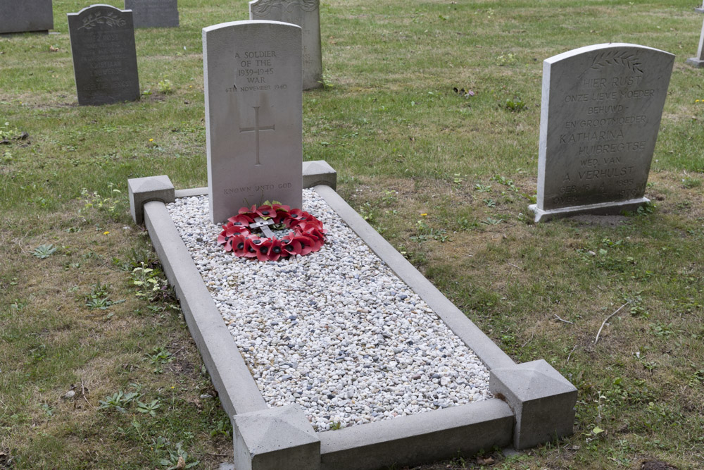 Commonwealth War Grave Westkapelle