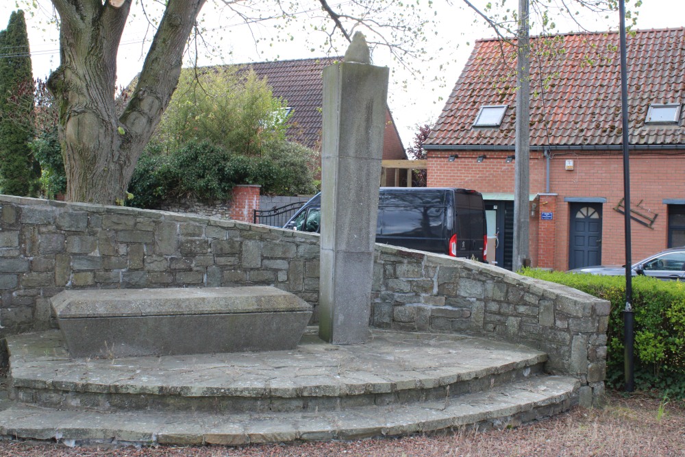 War Memorial Wadelincourt #2