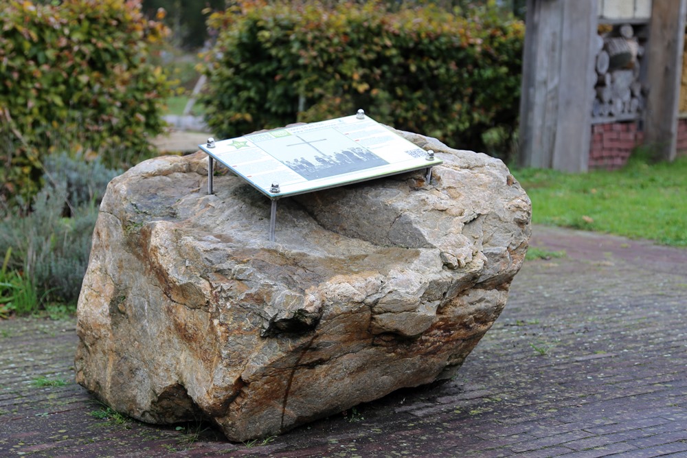 Liberation Route Marker 218: A cross in the Peel #1