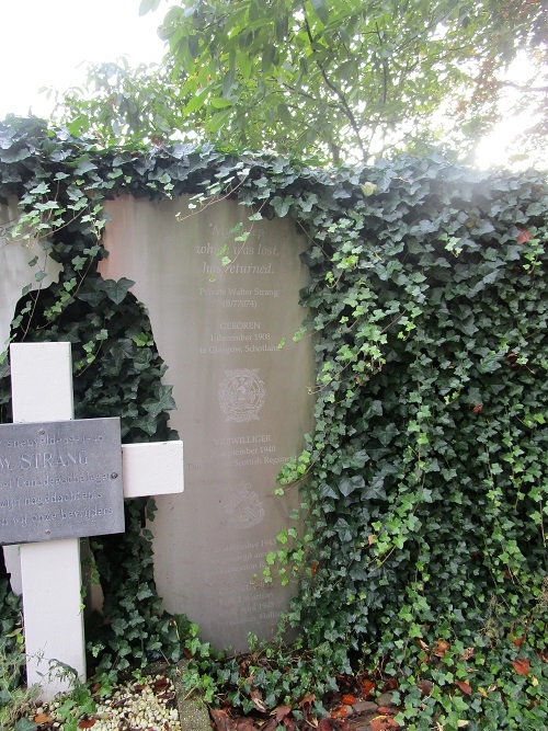 Monument Soldaat Walter Strang Hoevelaken #3