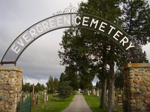 Oorlogsgraven van het Gemenebest Evergreen Cemetery