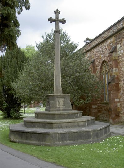 Oorlogsmonument St. Mary Magdalene Church #1