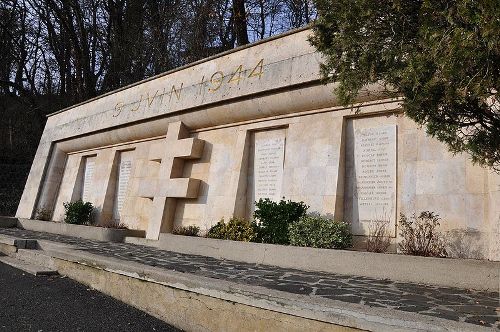 Memorial Execution 9 June 1944