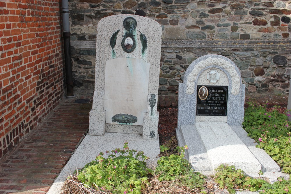 Belgian Graves Veterans Sint-Laureins-Berchem	