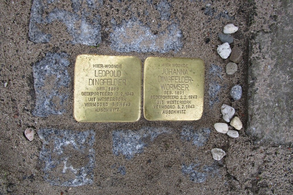 Stolpersteine Karnemelksloot 102