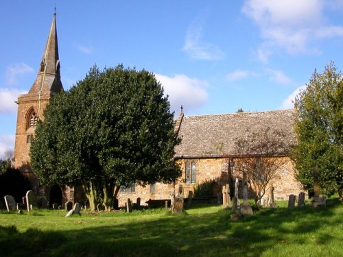 Commonwealth War Graves St. Botolph Churchyard