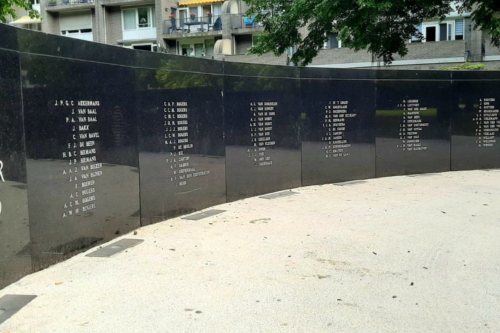 War Memorial Oosterhout #2