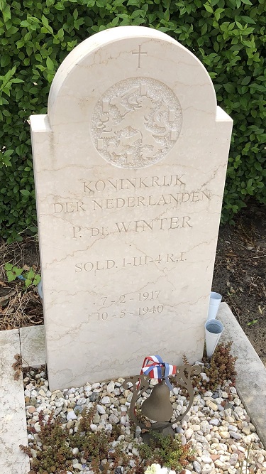 Dutch War Grave Roman Catholic Cemetery St. Jozef Noordwijkerhout #2