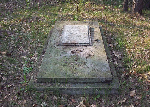 Partisan Field Grave Adamów