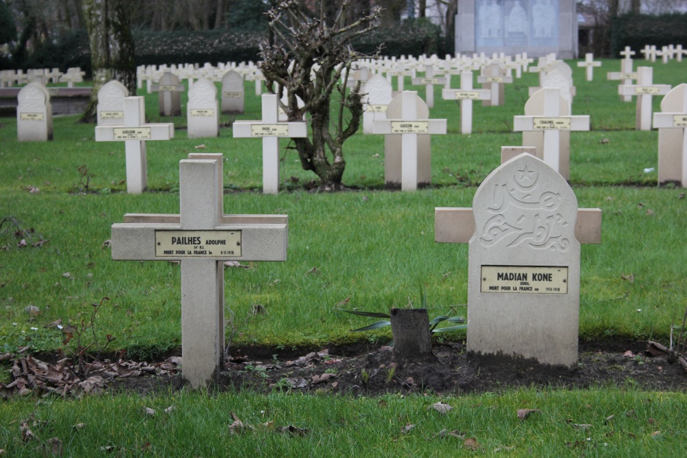 Franse Oorlogsbegraafplaats Machelen-aan-de-Leie #4