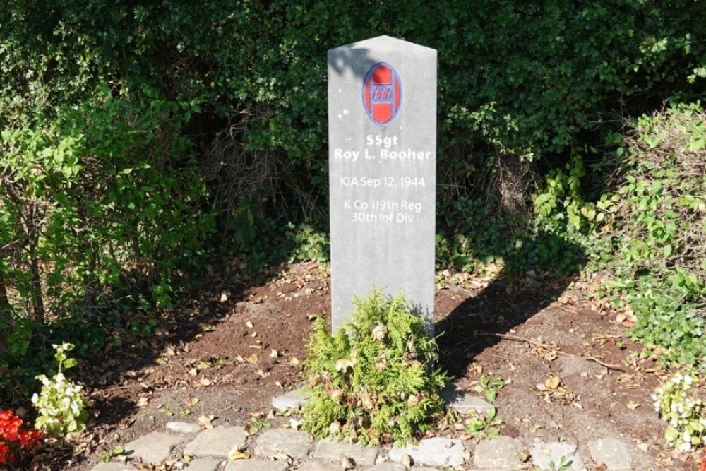 Monument Roy L. Booher, 30th Infantry Division #1