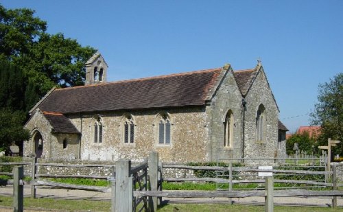 Oorlogsgraf van het Gemenebest St. Peter and St. Paul Churchyard