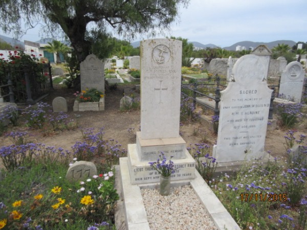 Commonwealth War Grave Guayacan Protestant Cemetery