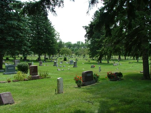 Commonwealth War Grave Greenwood Cemetery #1