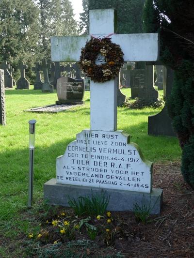 Nederlandse Oorlogsgraven St. Joris Begraafplaats #3