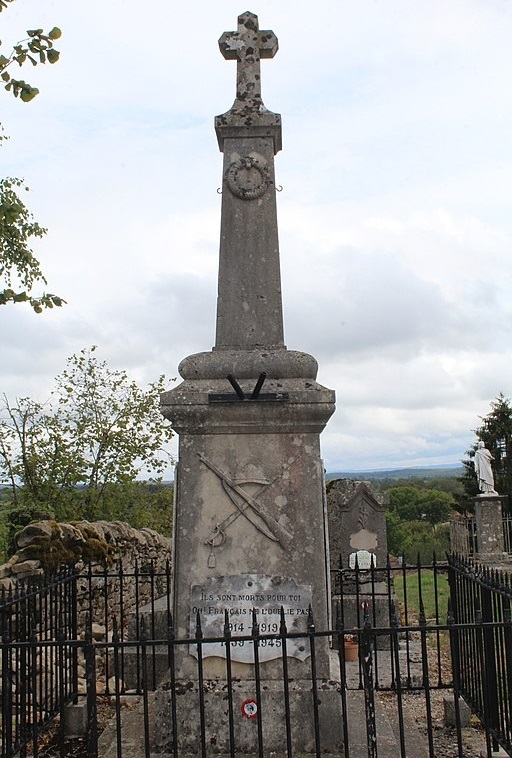 War Memorial Le Fied #1