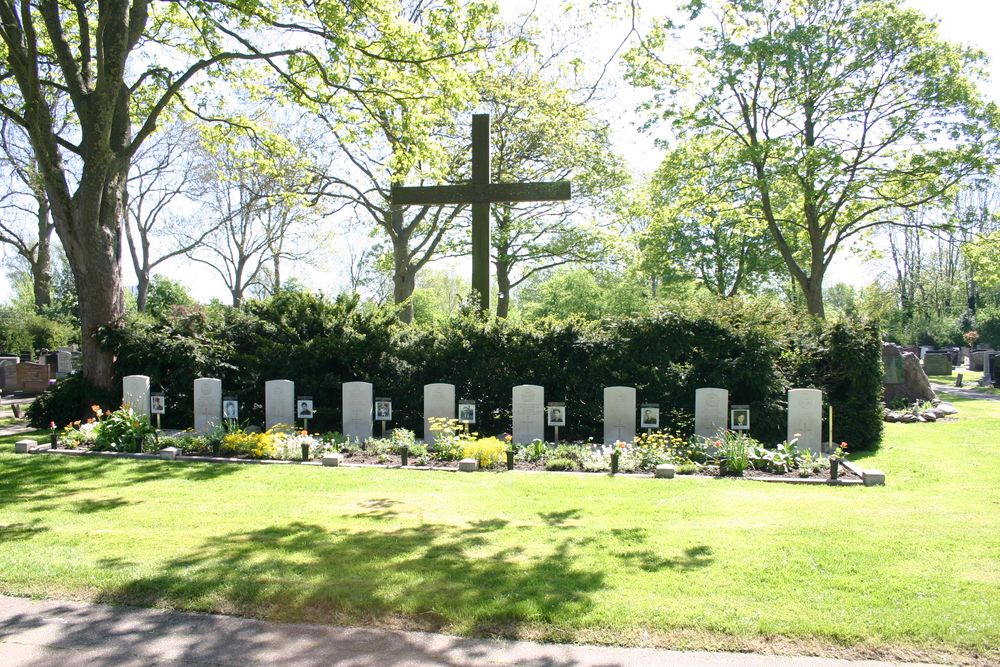 Commonwealth War Graves General Cemetery Workum