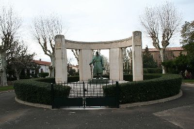 War Memorial Pzenas