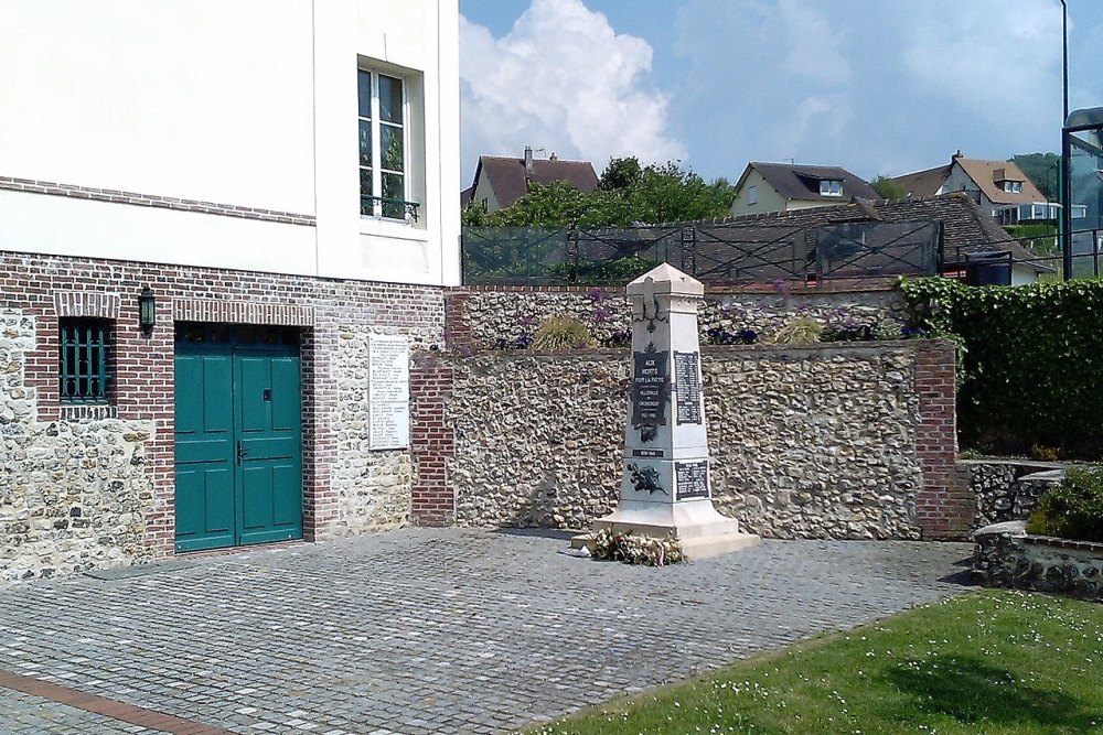 Oorlogsmonument Villerville #1