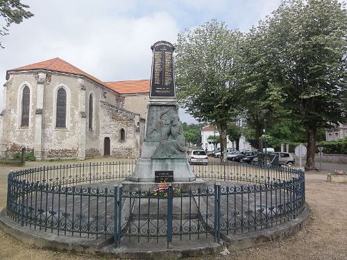 Oorlogsmonument Labouheyre #1