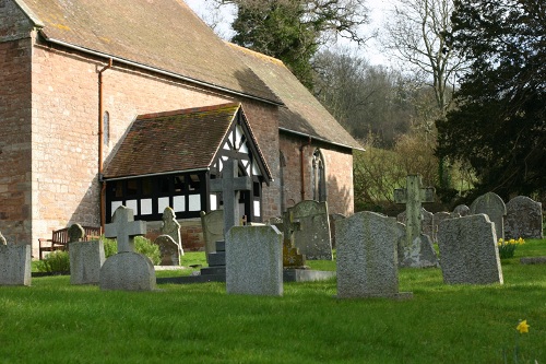 Oorlogsgraf van het Gemenebest St. Michael Churchyard #1