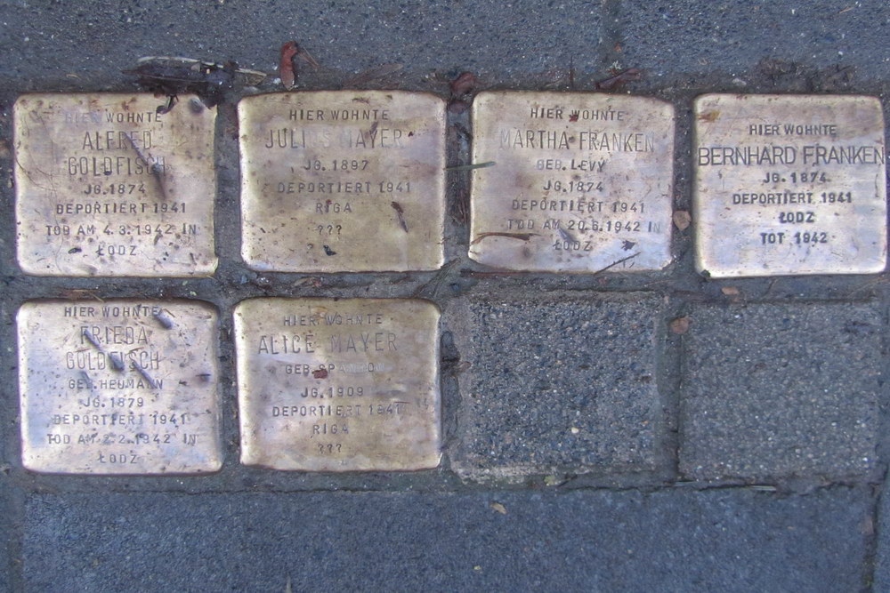 Stumbling Stones Titusstraße 10 #1