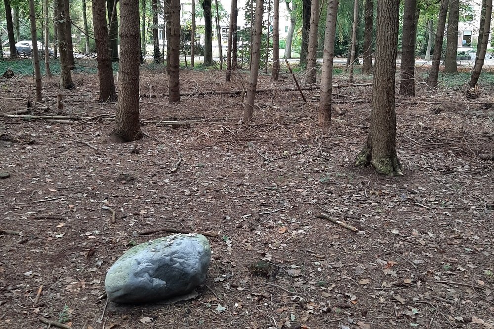 Memorial stone Aaron Loterijman #4