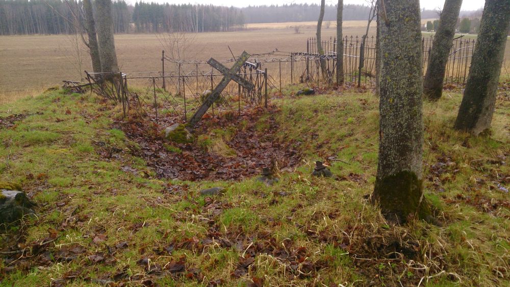 Trenches Old Cemetary Vaivara #2